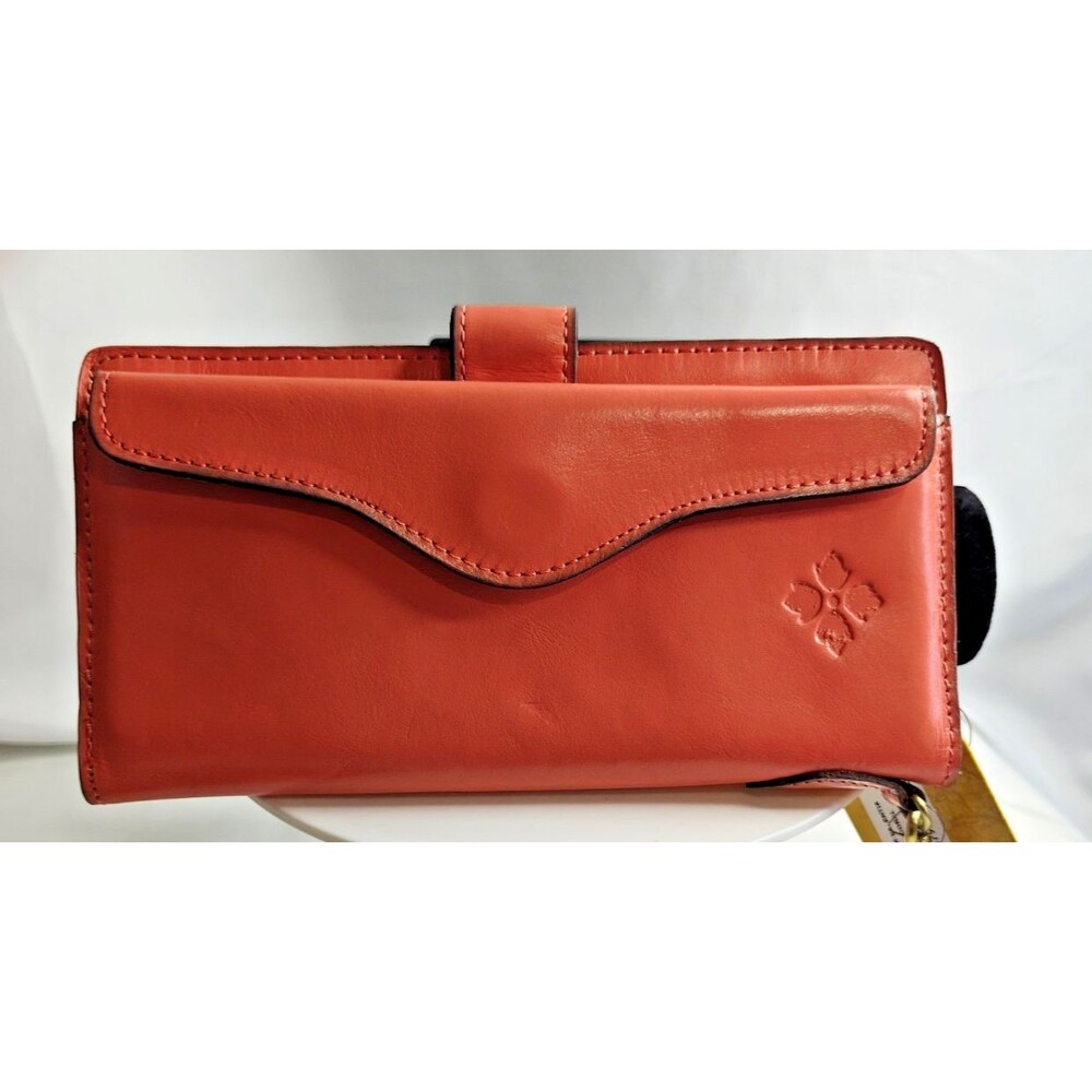 Patricia Nash Terresa RFID Trifold CORAL Wristlet/Wallet NWT  RARE COLOR!